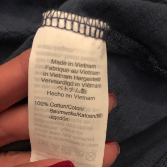 Madewell v neck short sleeve shirt - Picture 5 of 5